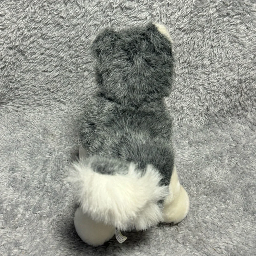 Arctic Circle Enterprises Husky Plush 8” Gray White Stuffed Animal Wolf Dog